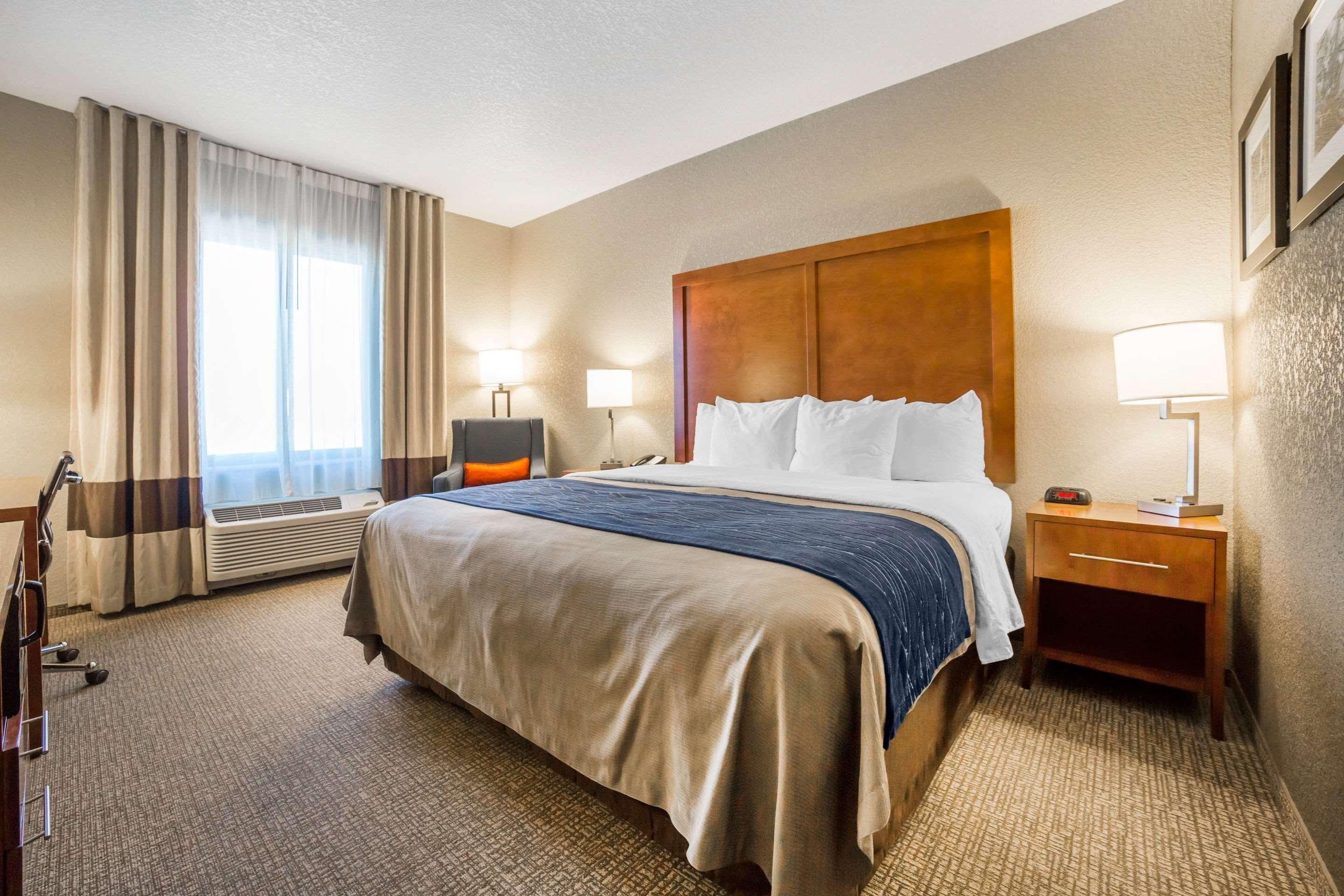Comfort Inn & Suites Cheyenne Buitenkant foto