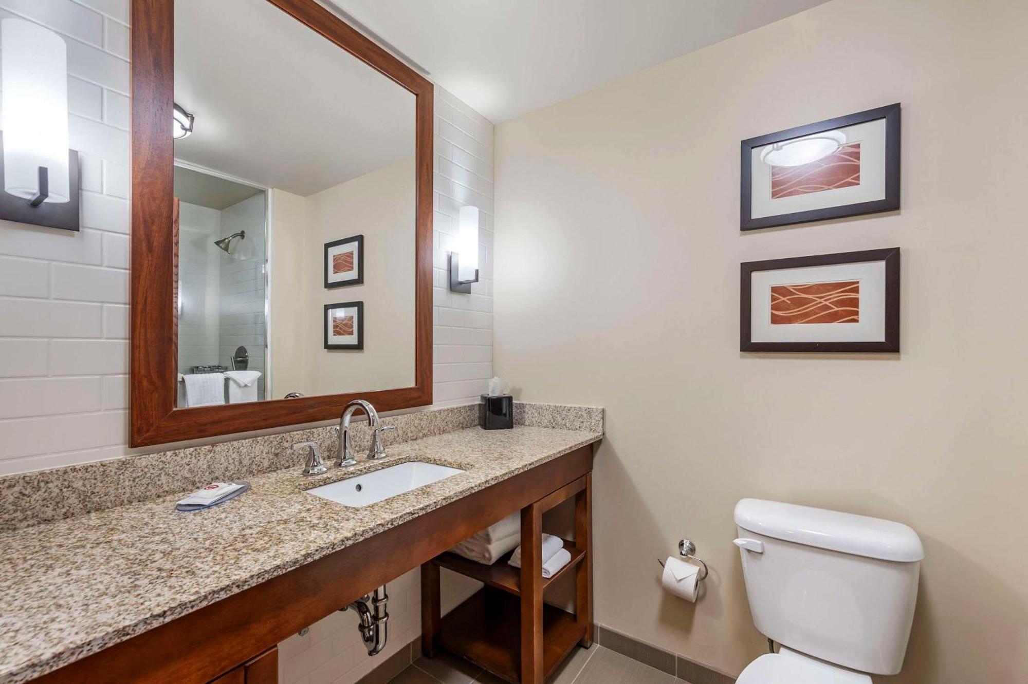 Comfort Inn & Suites Cheyenne Buitenkant foto